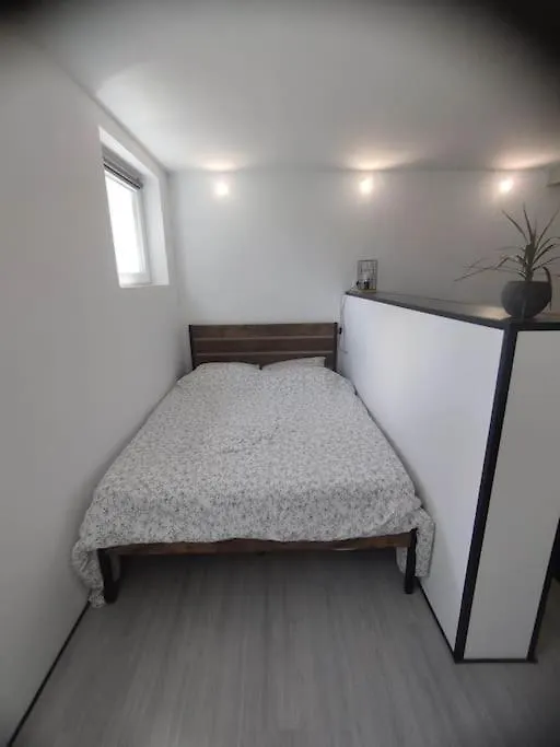 Charmant Studio Pour 3 Personnes Briec 0*,